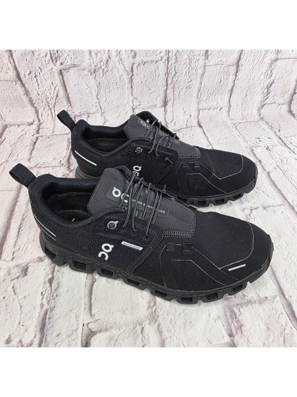 On Cloud 6 Waterproof Running Shoes Womens Size 9.5 Black 3WF10051043